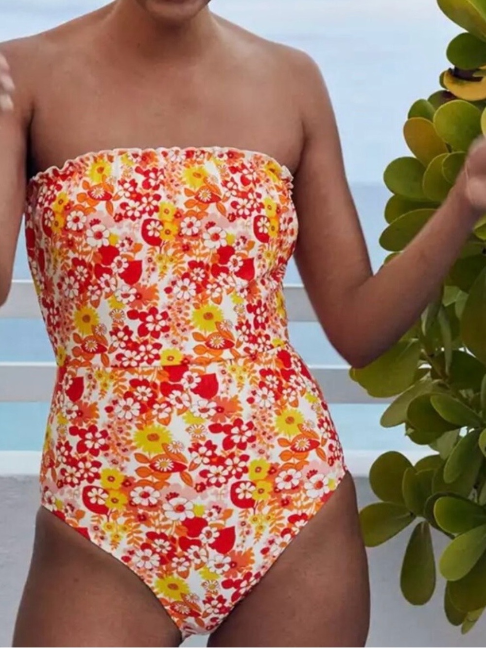 NEW Aerie Strapless Swimsuit Size M
